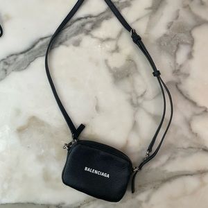 Beautiful Everyday Bag in black smooth calfskin